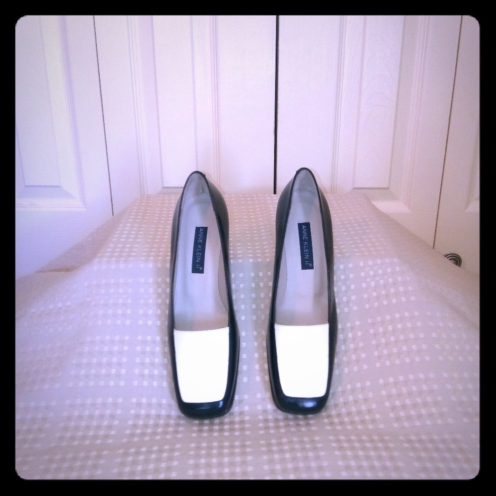 ANNE KLEIN II - pumps